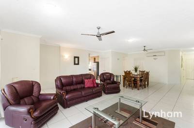 Apartment For Rent with 3 Parking Space