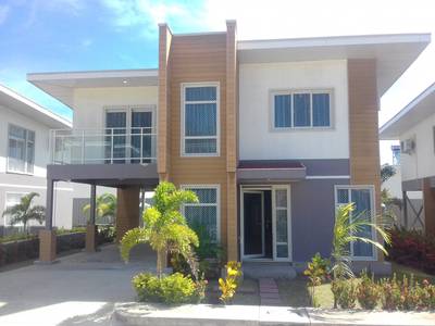 Apartment For Rent with 2 Parking Space