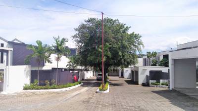 Apartment For Rent with 2 Parking Space