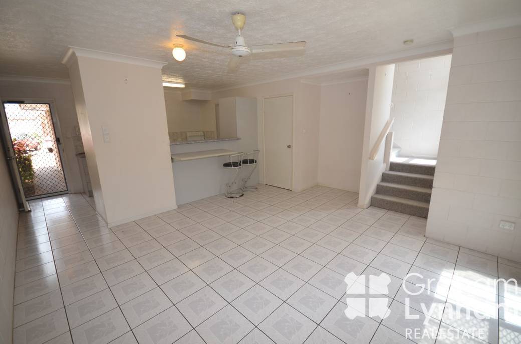 Townhouse For Rent in 3/21 Tuffley Street, WEST END, Townsville & District, 4810, QLD