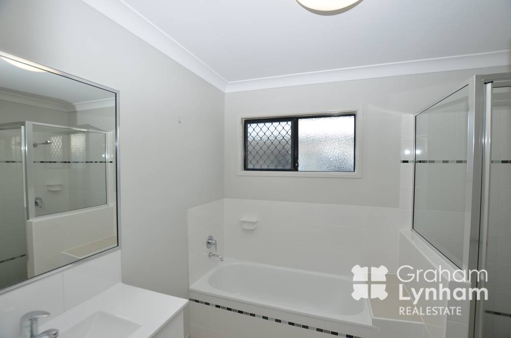 House and lot For Rent in Townsville & District K260
