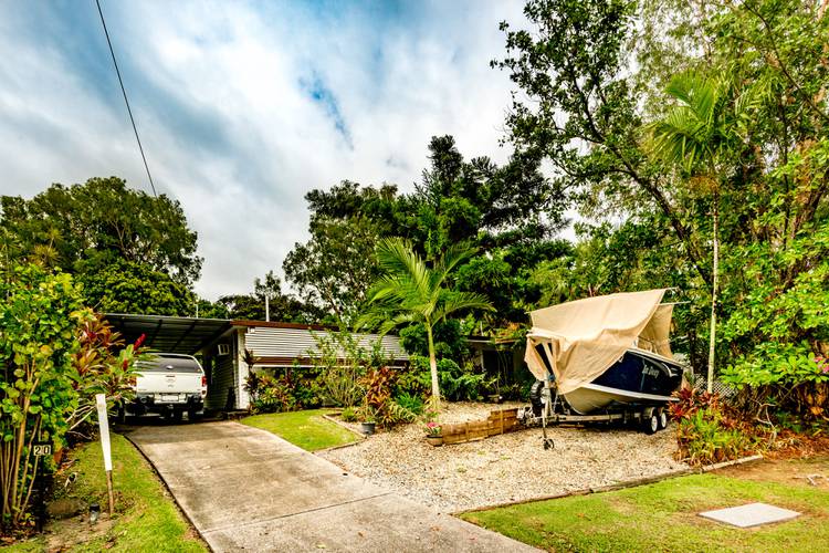 20 Endeavour Road, CLIFTON BEACH House for Rent