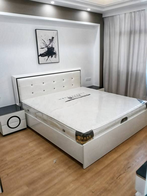 Apartment For Rent with 2 Parking Space