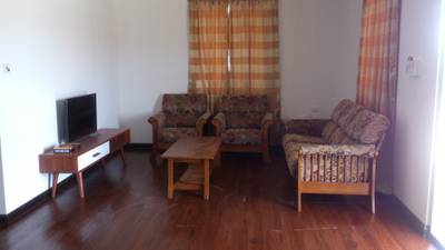 Apartment For Rent with 3 Parking Space