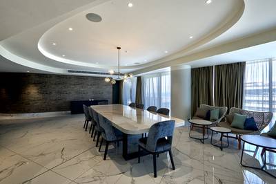 Apartment For Rent with 3 Parking Space