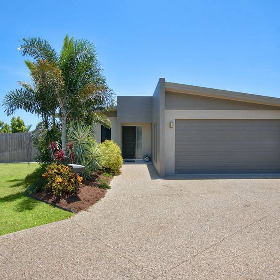 20 Arrowsmith Close, SMITHFIELD, Cairns & District, 4878, QLD