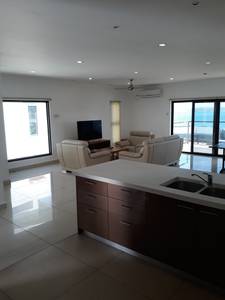 Townhouse For Rent with 4 Parking Space
