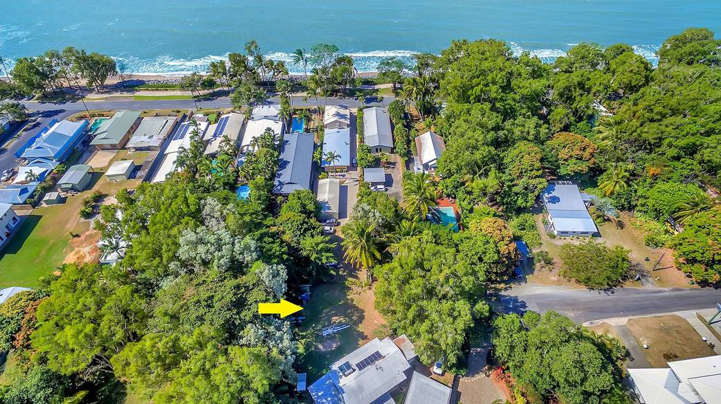 Lot For Sale in Cairns & District K375,000