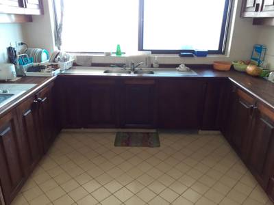 Apartment For Rent with 4 Parking Space