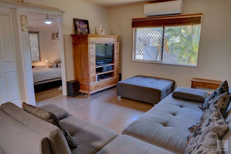 30 Yurongi Street, CARAVONICA House for Rent