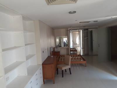 Apartment For Rent with 3 Parking Space