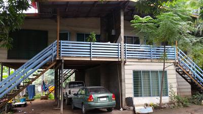 Duplex For Sale with 7 Parking Space