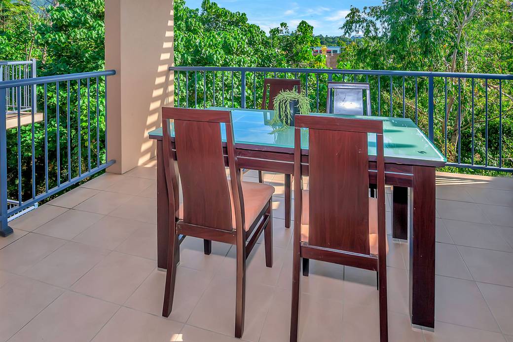 Unit Bilong Salim in Cairns & District K616,391