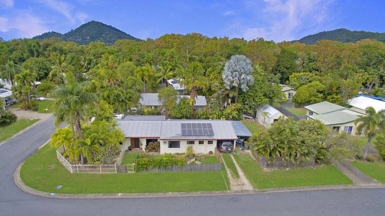 3 Bedrooms House and lot For Sale