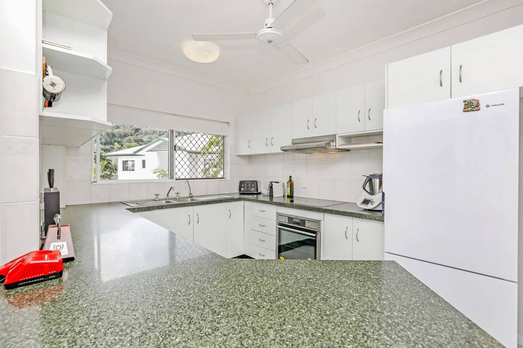 Unit 出售 in 12/133-135 Collins Avenue, EDGE HILL, Cairns & District, 4870, QLD