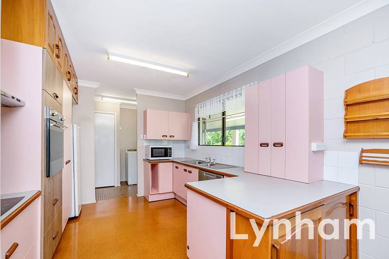 House and lot For Sale with 2 Parking Space