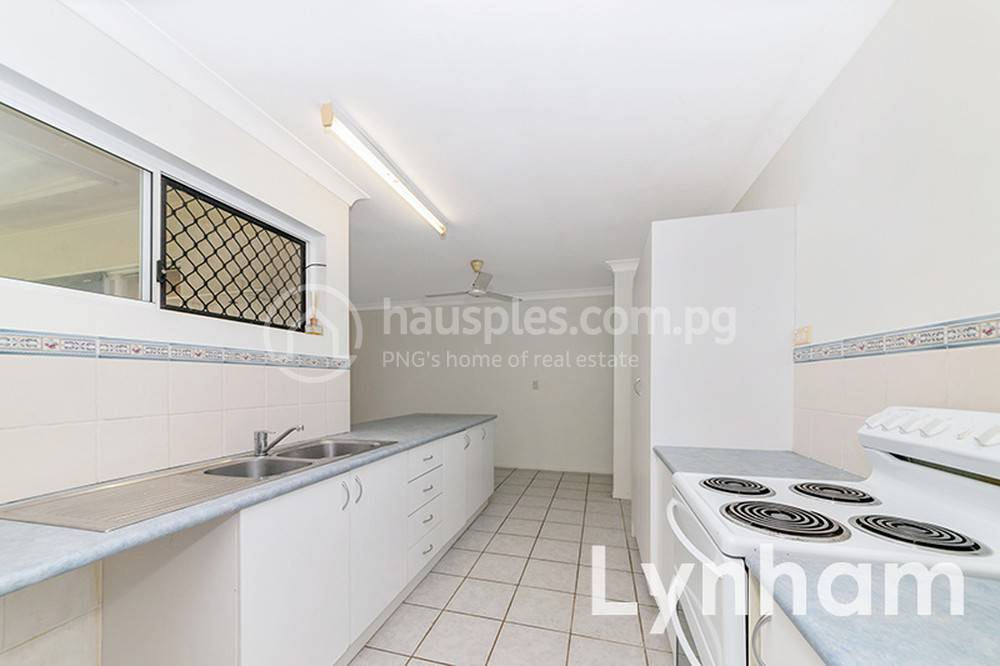 House and lot For Rent with 4 Parking Space