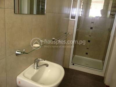 residential Apartment for rent ใน Boroko East รหัส 13547 8