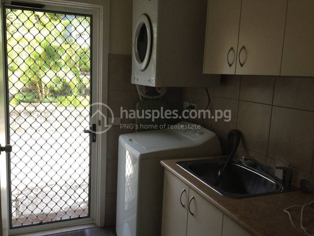 500 sqm Living Size Apartment For Rent in Port Moresby