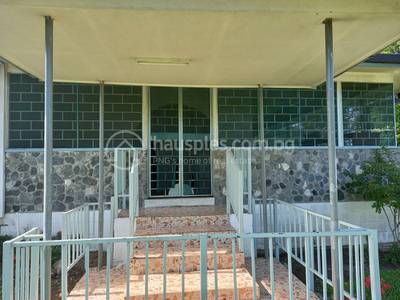 House and lot For Rent in Lae K10,000