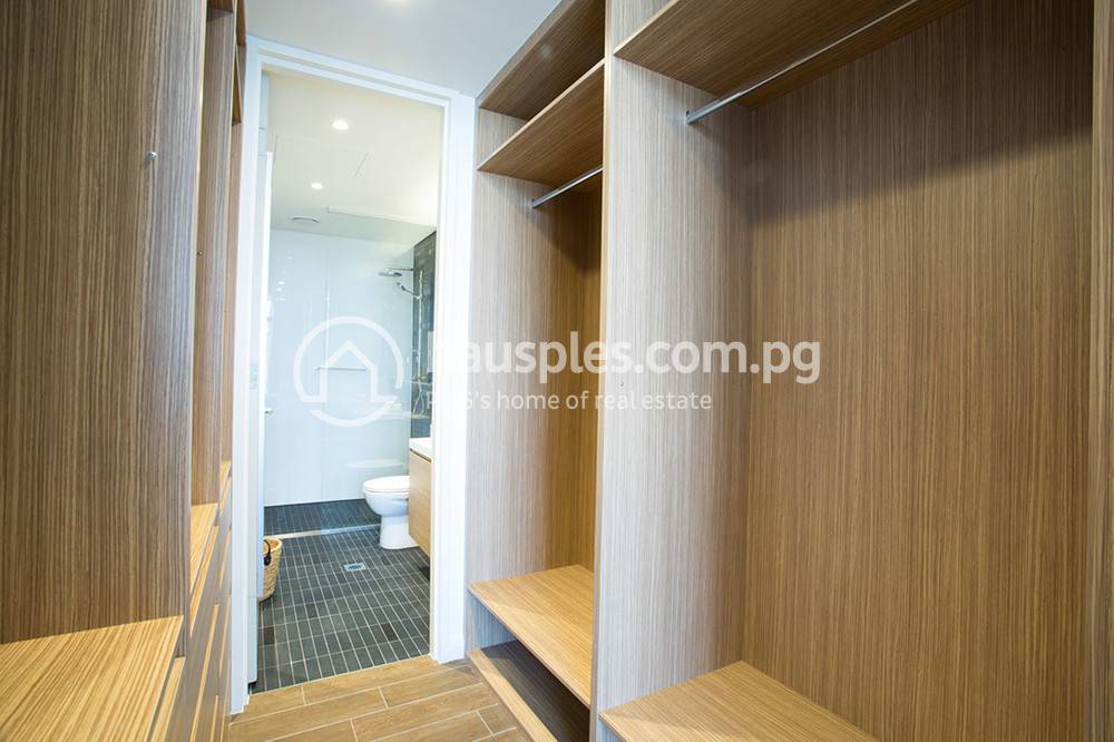 Gallery 01
