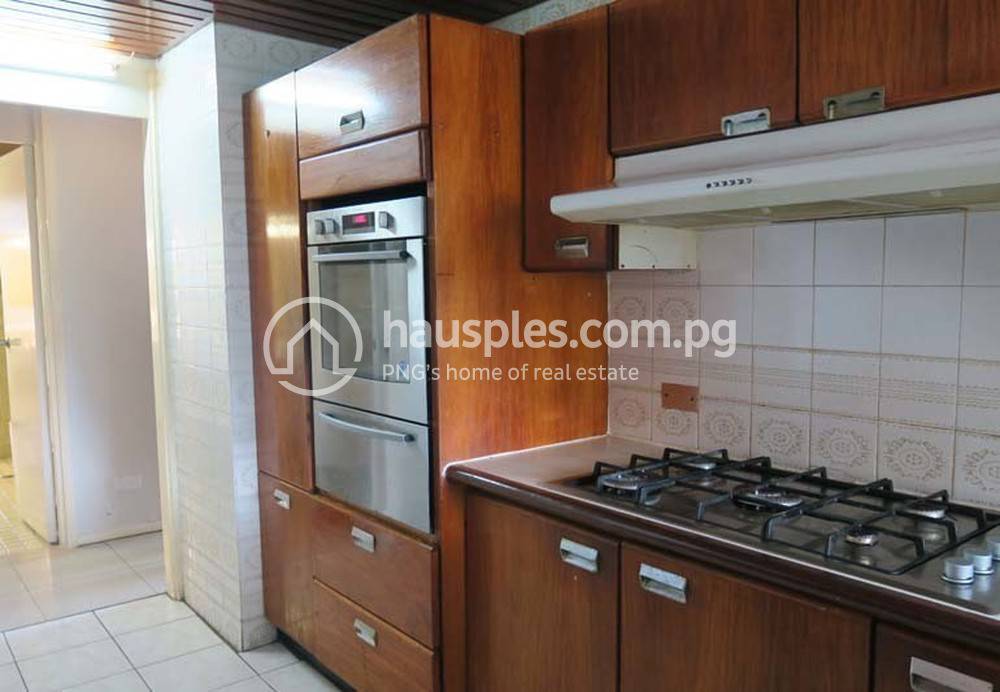 Town Apartment For Rent in Town