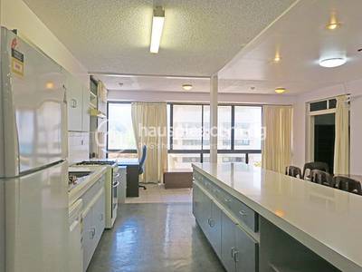 Town Apartment For Rent in Town