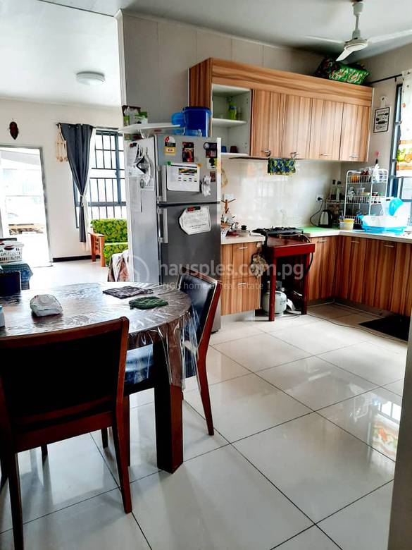 House and lot For Rent with 2 Parking Space