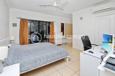 K550,000 House