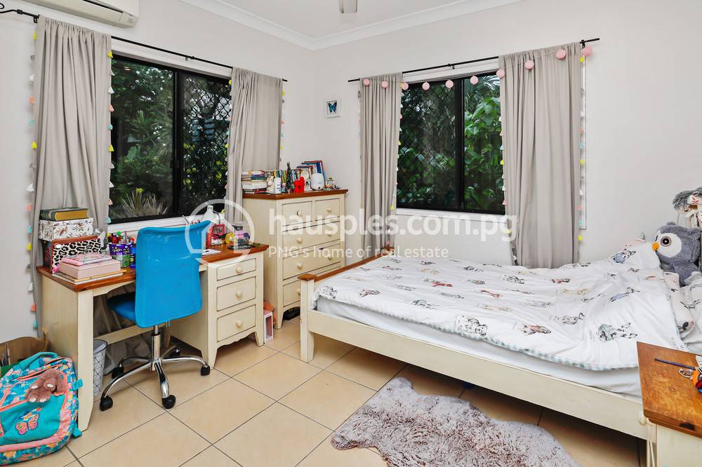House and lot For Sale with 2 Parking Space