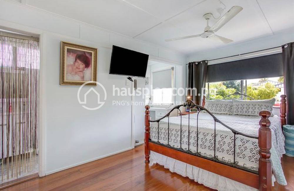 House and lot For Sale with 2 Parking Space