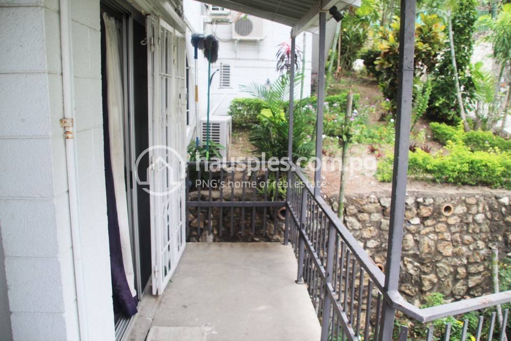 Apartment For Sale with 3 Parking Space