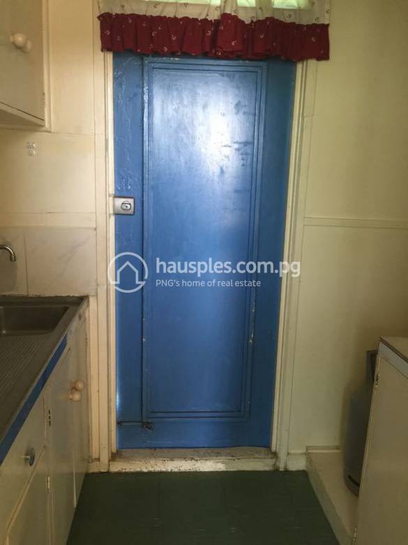 Compounds Bilong Rentim in Port Moresby K500