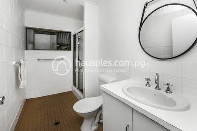 Townhouse For Sale with 3 Parking Space