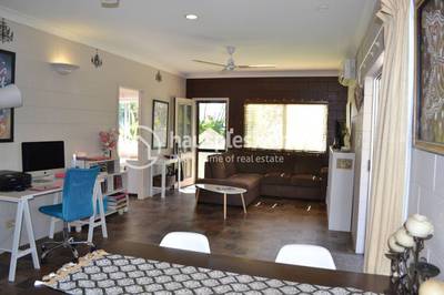 House and lot For Rent with 2 Parking Space