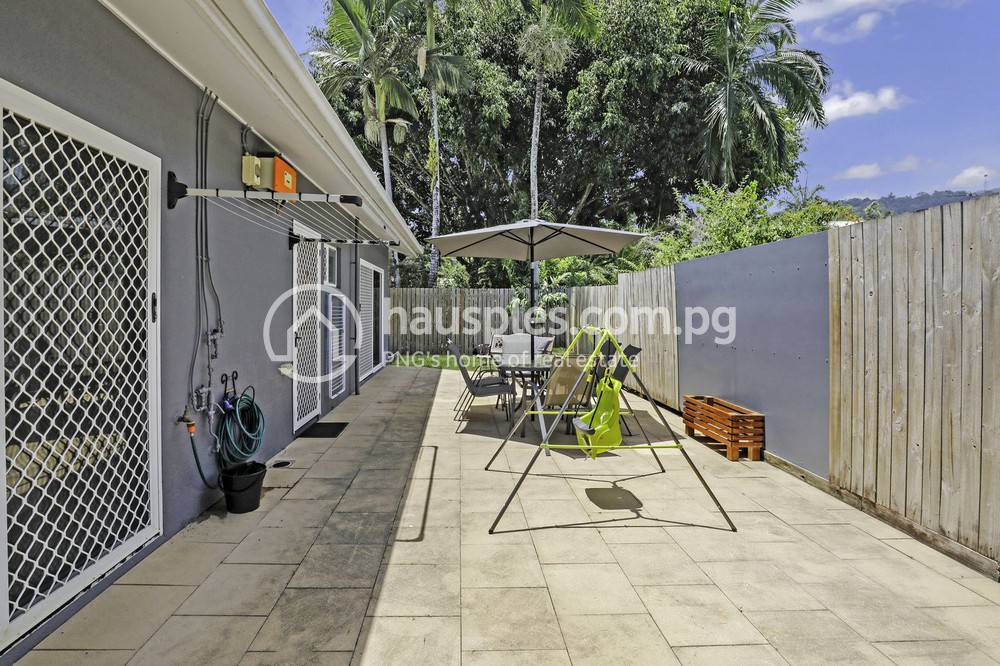 House and lot For Sale with 2 Parking Space