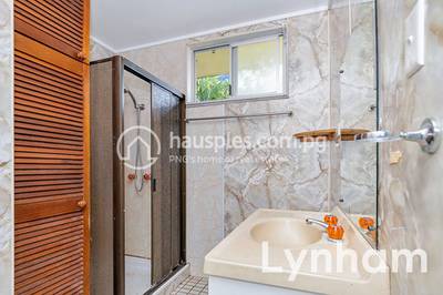 House and lot For Sale with 2 Parking Space