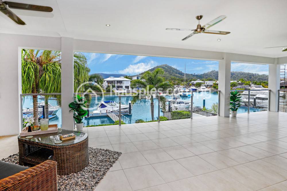 House and lot For Sale with 2 Parking Space