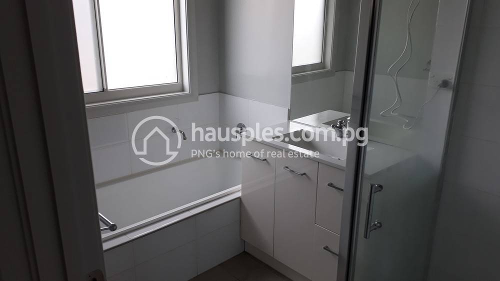 House and lot 出售 in Port Moresby K760,000