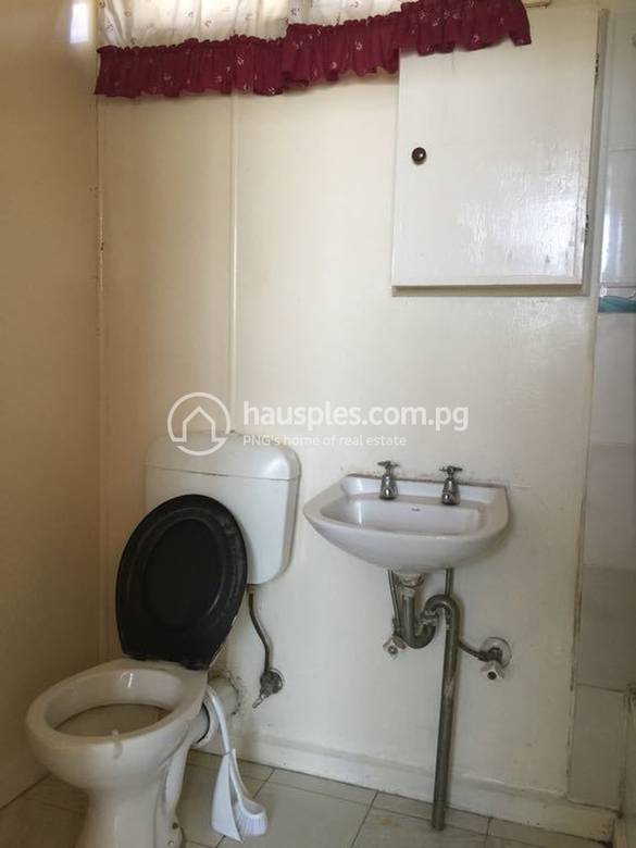 Port Moresby Compounds Bilong Rentim in Port Moresby