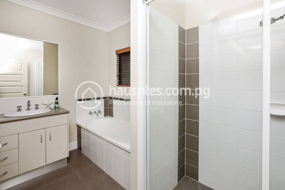 House and lot For Sale in Cairns & District K475,000