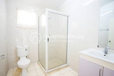 Apartment For Rent with 4 Parking Space