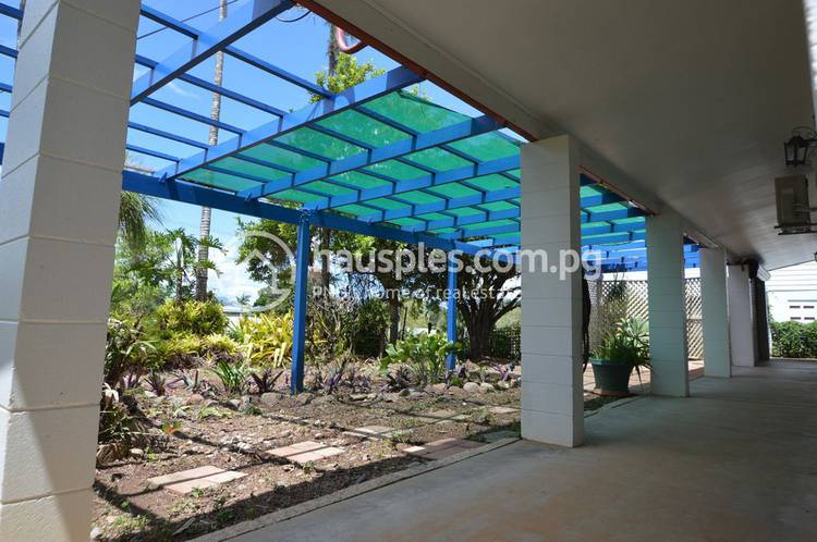 3 Bedrooms House and lot For Rent