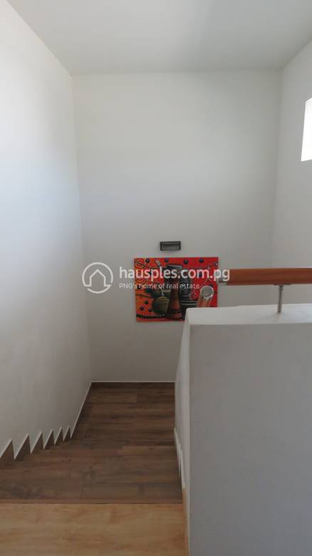 Townhouse For Rent in 8 mile, Port Moresby, NCD