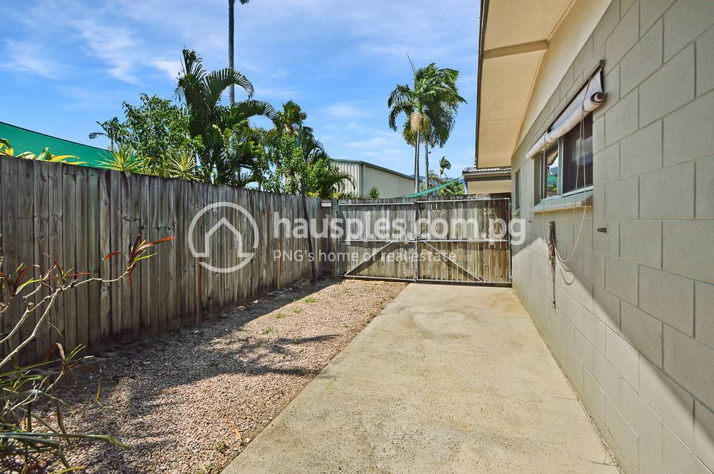 House and lot For Rent with 4 Parking Space