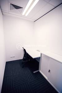 Town Offices For Rent in Town