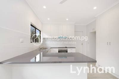 House and lot For Sale with 4 Parking Space