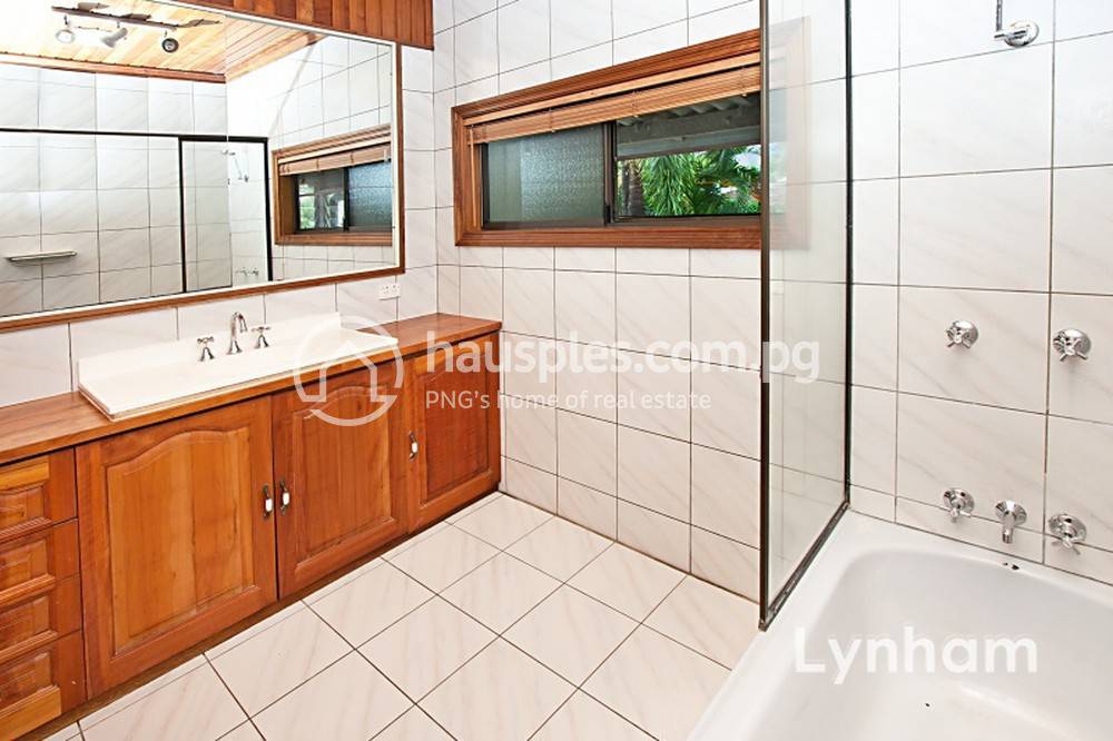 House and lot For Rent in Townsville & District K290