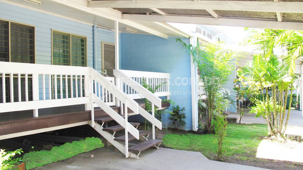 Apartment For Rent with 3 Parking Space