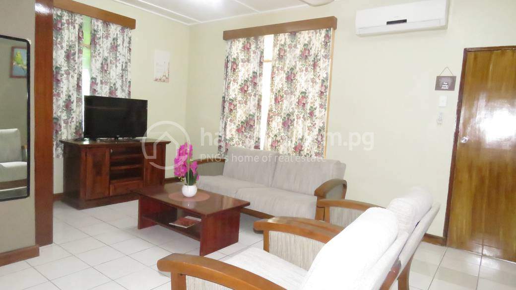 Duplex For Rent with 4 Parking Space